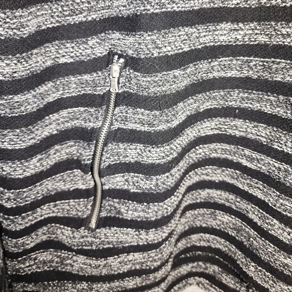 Per Se 1X Knit Sweater Black Gray Long Sleeve Comfort Tunic - Picture 4 of 7